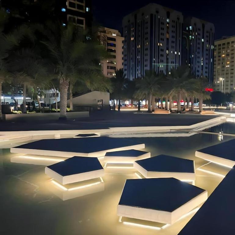 6 Flat In Downtown * Abu Dhabi